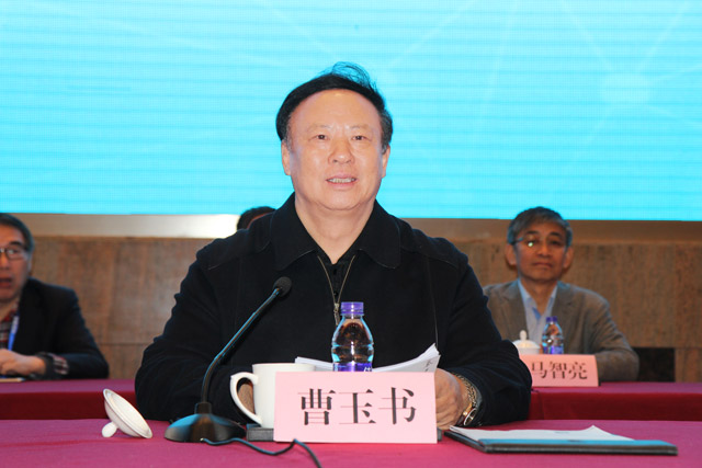 中施企協(xié)會(huì)長曹玉書做重要講話