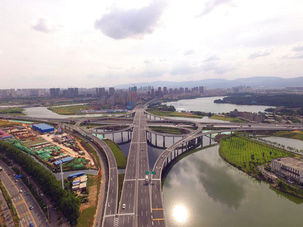 中國中鐵四局集團(tuán)第五工程有限公司參建的昌九快速路一期工程全線建成通車